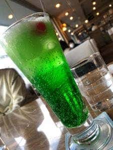 シュベール 成城店