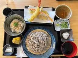 蕎麦カフェ ひなのや