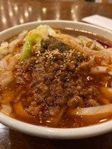 坂上刀削麺