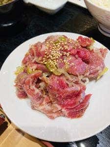 高畠駅のやきにく屋さくらんぼ