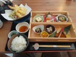 ごちそうや 鬼瓦