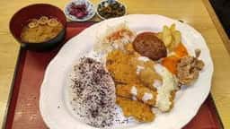 最強食堂 北谷ハンビー店