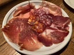 肉ビストロ 灯