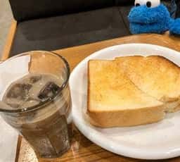 大垣書店&cafe 神戸ハーバーランドumie店