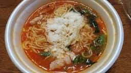 元祖トマトラーメンと辛めんの店三味 333 大名店