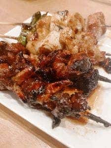 炭火 焼鳥・焼とん 小楽