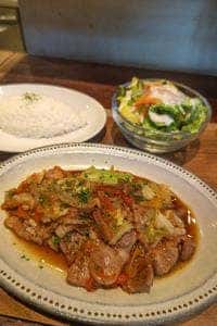 Bistro BON tabloid table