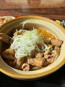 もつ煮牛すじ専門店 だるま食堂
