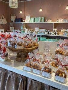 ピネード 徳重店