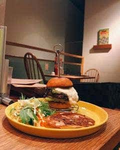 BURGERS REPUBLIC