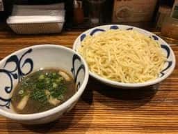麺鮮醤油房 周月 広島鷹野橋店