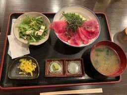 中落ち100円の居酒屋 まぐろんち 高田馬場駅前本店