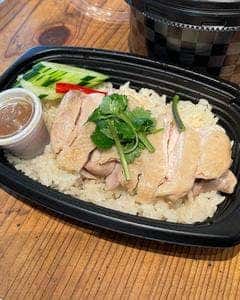 タイ料理チャンロイ 駅マルシェ新大阪