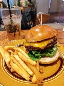 J.S. BURGERS CAFE ルミネ池袋店