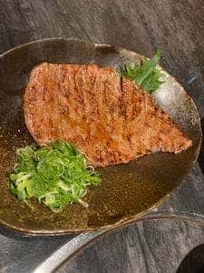 肉家 串八