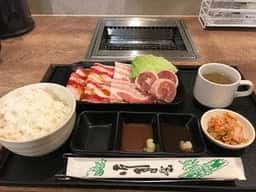 焼肉ウルフ