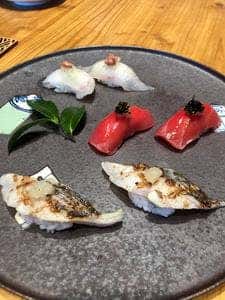 照鮨
