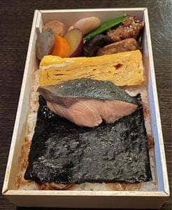 すゞめ 金沢百番街店