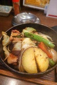 もつ処 やまり