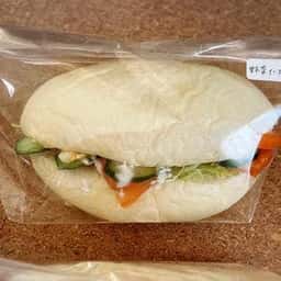 こっぺぱん専門 ハチトニ製パン