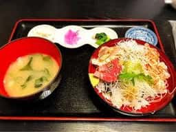 鱗介領 信海