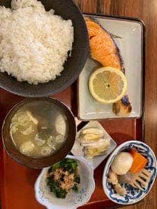 どんどん定食