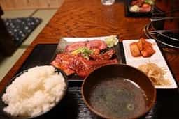 焼肉・ホルモン 一栄