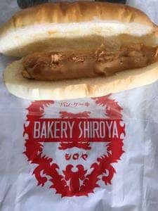 シロヤベーカリー 博多駅いっぴん通り店