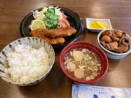 鳥忠食堂
