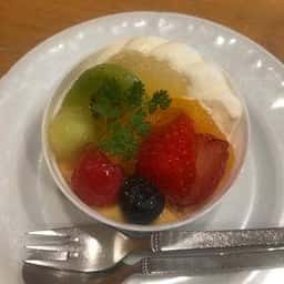 カフェ・メディオ横浜店