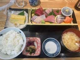 とろろ・海鮮料理 さんすい2号店
