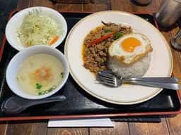 タイレストラン ムートーン