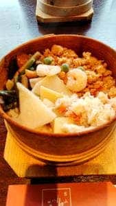 葉山 鳥ぎん 米が浜通店