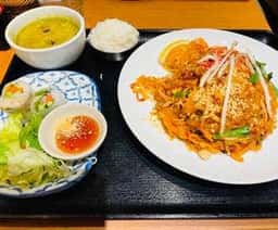 ASIAN RESTAURANT &BAR HALKA 上野の森さくらテラス店