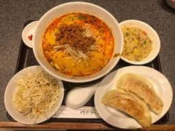 餃子の王様 龍吟 ダイバーシティ店