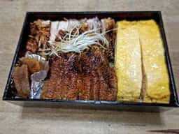 炭焼きうなぎ・かしわ 登河 池下店