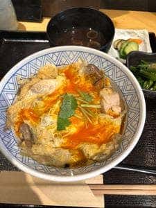 焼鳥 神保町とり瑛