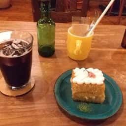 Modernark pharm Cafe