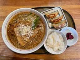 さんぽう亭 燕店