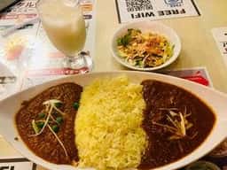 アダルサ