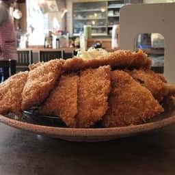 とんかつ 八千代