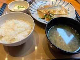 やよい軒 神田北口店