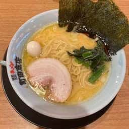 横浜家系ラーメン 町田商店 蒲郡店