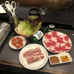 韓国屋台料理 とらじ