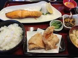 お食事処 まるや