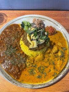 スパイスカレーボマイェ