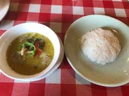 タイ屋台ごはん Na Tun Ten