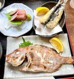 めしや 大磯港
