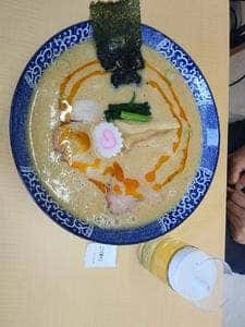 自家製手打中華そば みの八