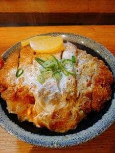 かつ丼 達